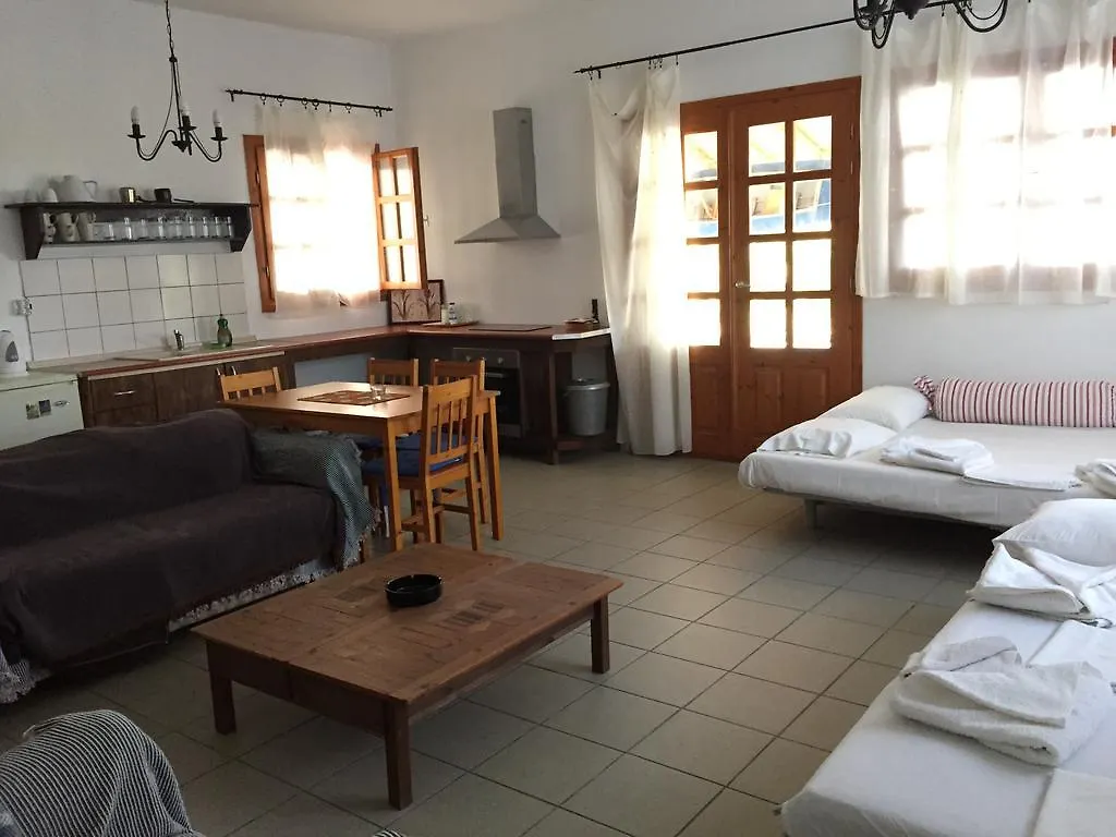 Lofos Vourvourou Apartment