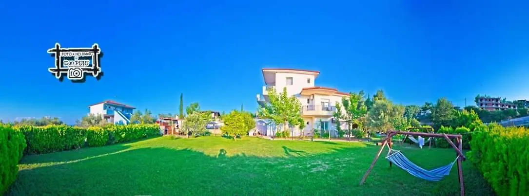 Lofos Vourvourou Apartment